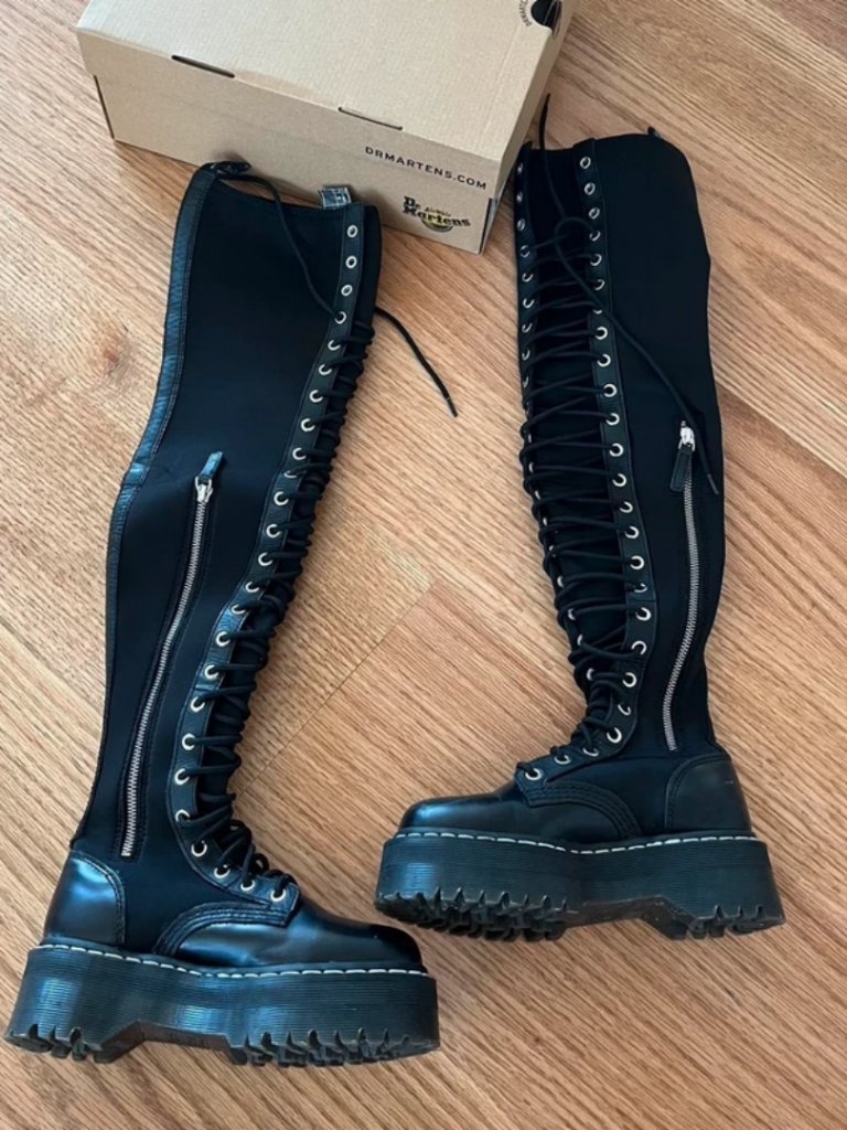 Dr Martens Agyness Deyn Boots
